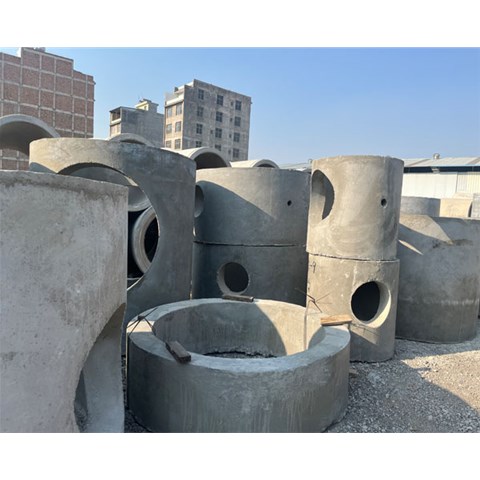 曲靖混凝土井筒的壁厚設(shè)計(jì)，是依據(jù)哪些具體參數(shù)和實(shí)際需求來(lái)確定的？